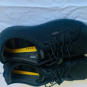 Keen Howser Lace